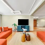 Modern Flat In The Heart Of *