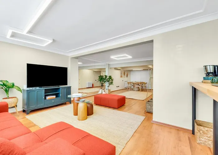 Apartment Modern Flat In The Heart Of *