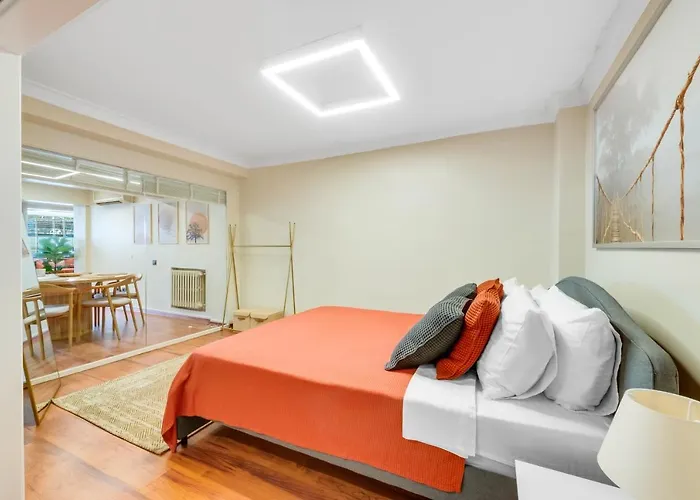 Modern Flat In The Heart Of *